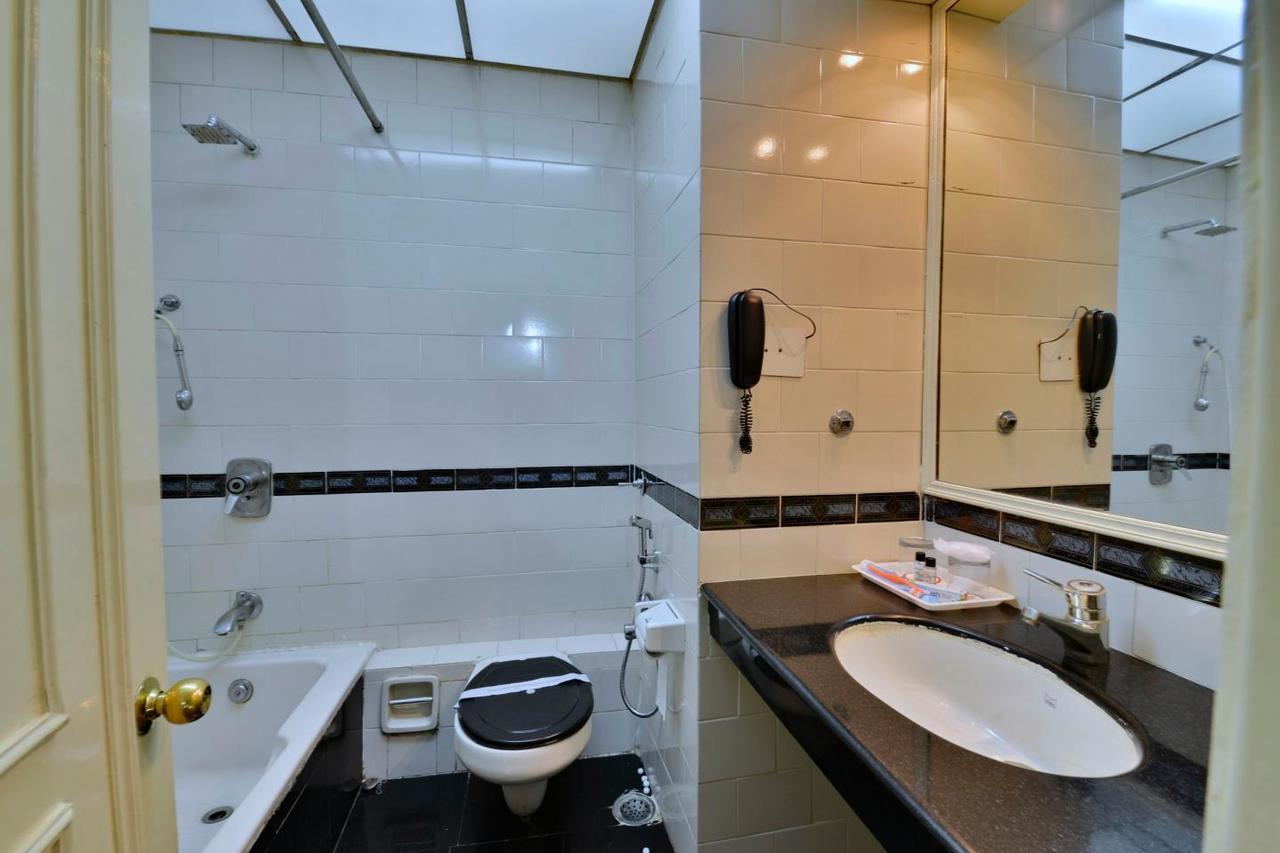 Hotel Surendra Vilas โบปาล ภายนอก รูปภาพ